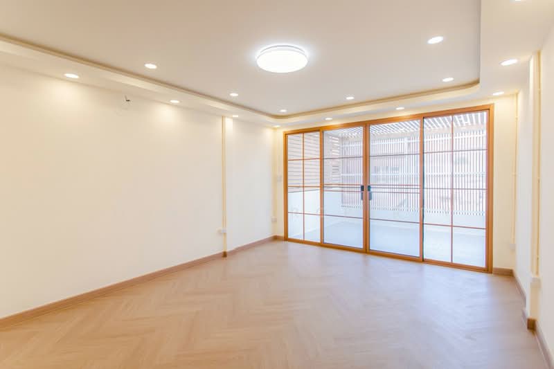Ladprao 63 intersections 614, Bangkok, ลาดพร้าว, Wang Thonglang, Bangkok, 2 Bedrooms, 124 sqm, Townhouse For Sale, by Connex Property, 500431832 - DDproperty.com