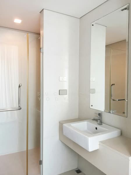 Le Luk Condominium, Bangkok, 1599 291 Sukhumvit Rd, Phra Kanong Nua, Watthana, Bangkok, 1 Bedroom, 39 sqm, Condo For Sale, by Suchada Yodyiem, 500431833 - DDproperty.com