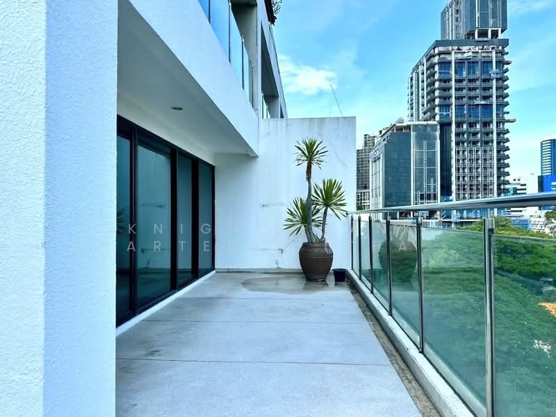 New House condominium, Bangkok, Ploenchit, Lumphini, Pathum Wan, Bangkok, 2 Bedrooms, 135 sqm, Condo For Rent, by Knight Frank Chartered (Thailand) Co.,Ltd, 500431843 - DDproperty.com