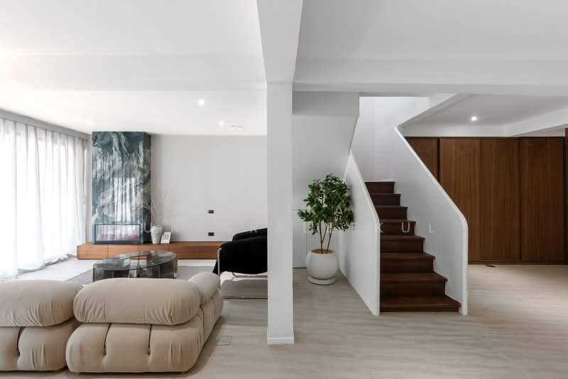 บ้าน 3-ห้องนอน, กรุงเทพ, ทุ่งวัดดอน, สาทร, กรุงเทพ, 220 ตร.ม., บ้านเดี่ยว ขาย, โดย Pemika Aukkaraleekul, 500431870 - DDproperty.com