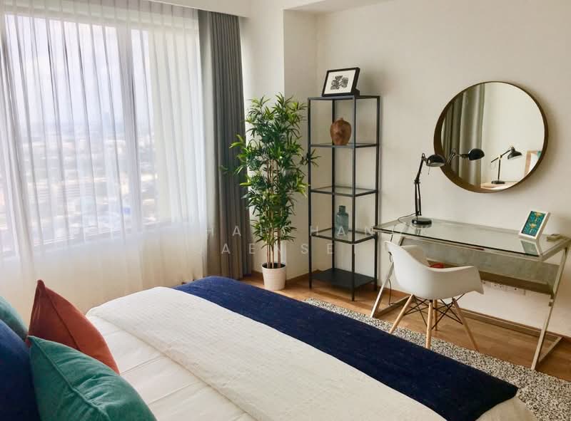 The Emporio Place, Bangkok, 93 Soi Sukhumvit 24, Sukhumvit Road, Khong Tan, Khlong Toei, Bangkok, 1 Bedroom, 65 sqm, Condo For Rent, by Hathaichanok Saenset, 500431893 - DDproperty.com