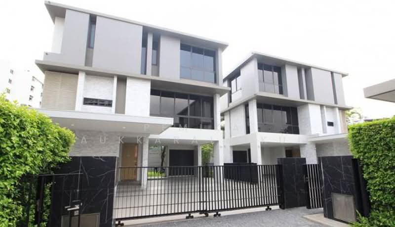 Quarter Thonglor, Bangkok, Soi Saengthong, Khlong Tan Nua, Watthana, Bangkok, 4 Bedrooms, 401 sqm, Single Detached House For Sale, by Pemika Aukkaraleekul, 500431905 - DDproperty.com
