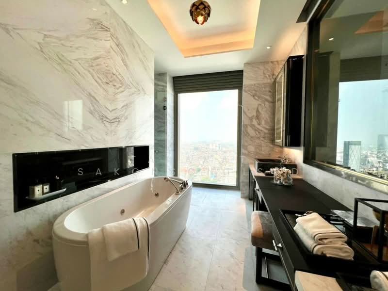 The Residences At Mandarin Oriental, Bangkok, 117 Charoen Nakorn Road, Khlong Ton Sai, Khlong San, Bangkok, 3 Bedrooms, 224 sqm, Condo For Rent, by Tanapat Sakonsontised, 500431942 - DDproperty.com