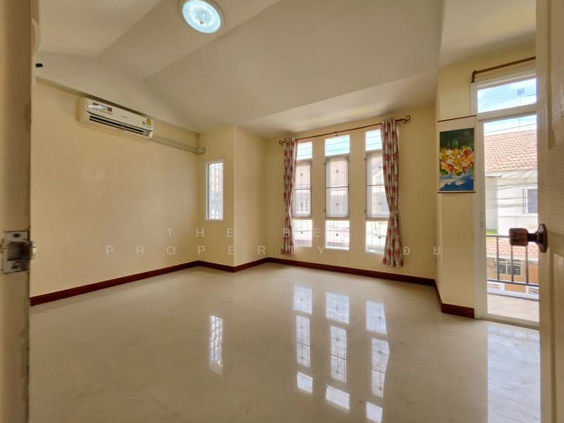 บ้านวรางกูล คลอง 3, Pathum Thani, Lat Sawai, Lam Luk Ka, Pathum Thani, 3 Bedrooms, 108 sqm, Townhouse For Sale, by The Best Property จอย, 500431964 - DDproperty.com