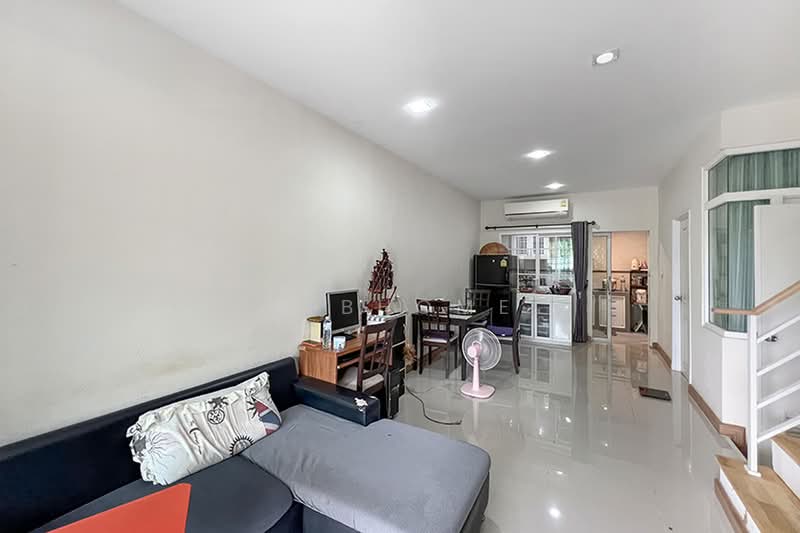 Golden City Pinklao-Charansanitwong, Nonthaburi, Bang Kruai-Sainoi Road, Bang Kruai, Nonthaburi, 4 Bedrooms, 130 sqm, Townhouse For Sale, by NTBHOME, 500431981 - DDproperty.com