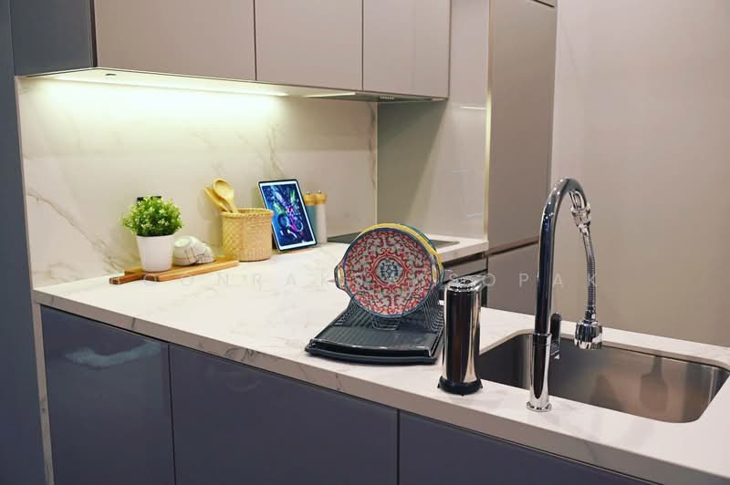 The Esse at Singha Complex, Bangkok, 1788 New Petchaburi Rd, Khlongtoei Nua, Watthana, Bangkok, 1 Bedroom, 48 sqm, Condo For Rent, by Boonraksa Sopak, 500431994 - DDproperty.com