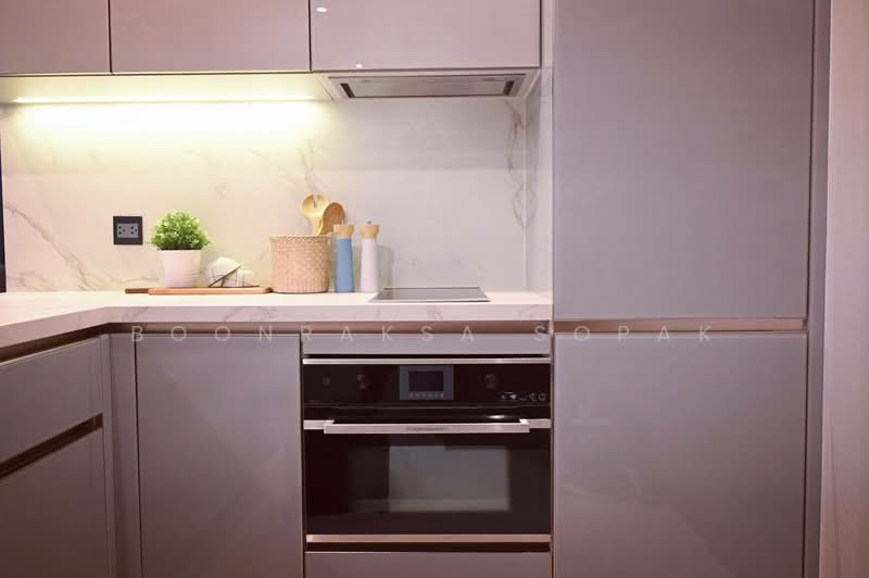 The Esse at Singha Complex, Bangkok, 1788 New Petchaburi Rd, Khlongtoei Nua, Watthana, Bangkok, 1 Bedroom, 48 sqm, Condo For Rent, by Boonraksa Sopak, 500431994 - DDproperty.com