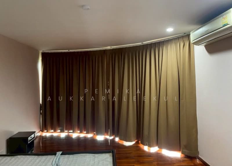 undefined, Bangkok, Chong Nonsi, Yan Nawa, Bangkok, 4 Bedrooms, 350 sqm, Townhouse For Sale, by Pemika Aukkaraleekul, 500432009 - DDproperty.com