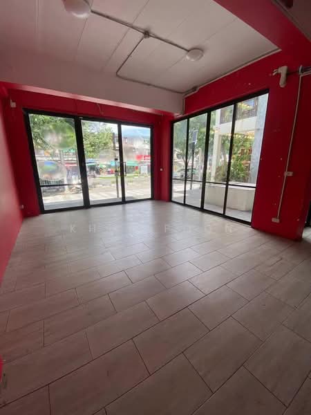 For Lease | 4-Storey Commercial Building on Main Road, Prime Location – Chula Soi , Bangkok (SPSSR31, Bangkok, ถ.พระราม 4,1, Wang Mai, Pathum Wan, Bangkok, , 230 sqm, Shophouse For Rent, by Khun Poon, 500432070 - DDproperty.com