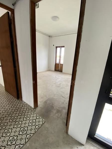 For Lease | 4-Storey Commercial Building on Main Road, Prime Location – Chula Soi , Bangkok (SPSSR31, Bangkok, ถ.พระราม 4,1, Wang Mai, Pathum Wan, Bangkok, , 230 sqm, Shophouse For Rent, by Khun Poon, 500432070 - DDproperty.com