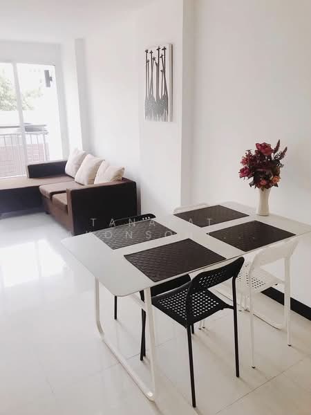 Voque Sukhumvit 16, Bangkok, Soi Sukhumvit 16, Khlong Toei, Bangkok, 1 Bedroom, 50 sqm, Condo For Rent, by Tanapat Sakonsontised, 500432079 - DDproperty.com