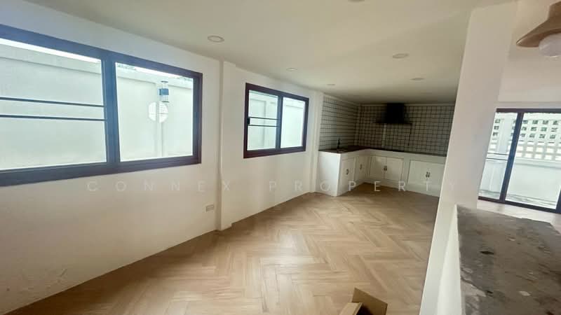 2-Story Detached House, Soi Lat Phrao 87 Yeak 16, Bangkok, , Lat Phrao, Bangkok, 3 Bedrooms, 700 sqm, Single Detached House For Sale, by Connex Property, 500432081 - DDproperty.com