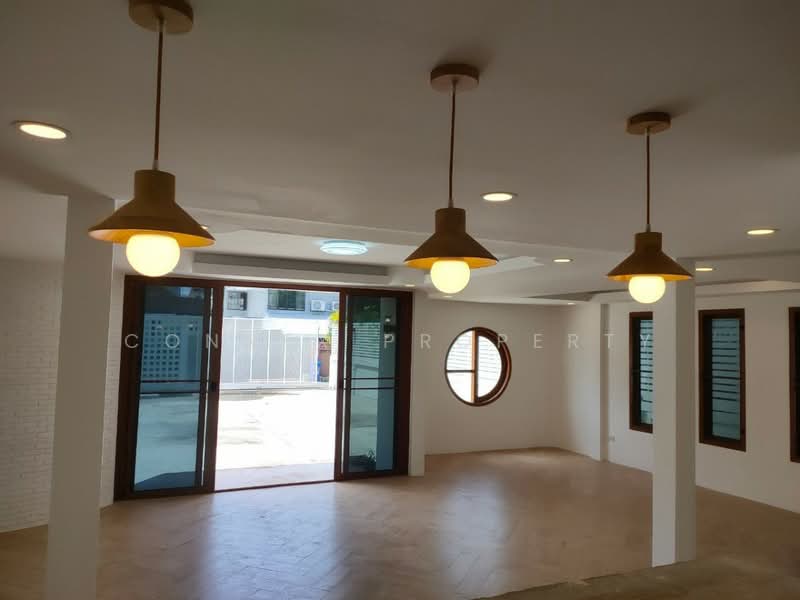 บ้านเดี่ยว 2 ชั้น ซอยลาดพร้าว 87 แยก 16, กรุงเทพ, , ลาดพร้าว, กรุงเทพ, 700 ตร.ม., บ้านเดี่ยว ขาย, โดย Connex Property, 500432081 - DDproperty.com