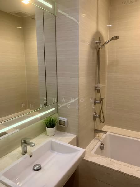 Noble BE33, Bangkok, 19 Soi Sukhumvit 33, Khlong Tan Nua, Watthana, Bangkok, 1 Bedroom, 35 sqm, Condo For Rent, by Chanon Phangchienghien, 500432087 - DDproperty.com