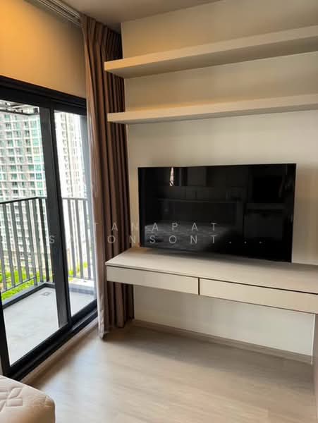 Life Phahon-Ladprao, Bangkok, 996 Phahonyothin Road, Jom Phon, Chatuchak, Bangkok, 1 Bedroom, 29 sqm, Condo For Rent, by Tanapat Sakonsontised, 500432088 - DDproperty.com