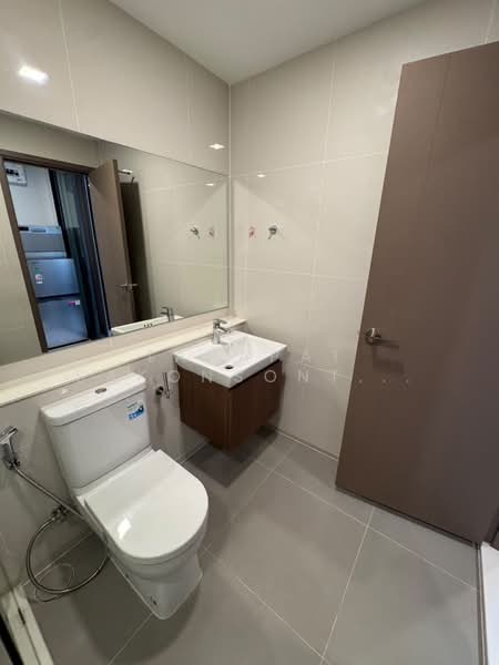 Life Phahon-Ladprao, Bangkok, 996 Phahonyothin Road, Jom Phon, Chatuchak, Bangkok, 1 Bedroom, 29 sqm, Condo For Rent, by Tanapat Sakonsontised, 500432088 - DDproperty.com