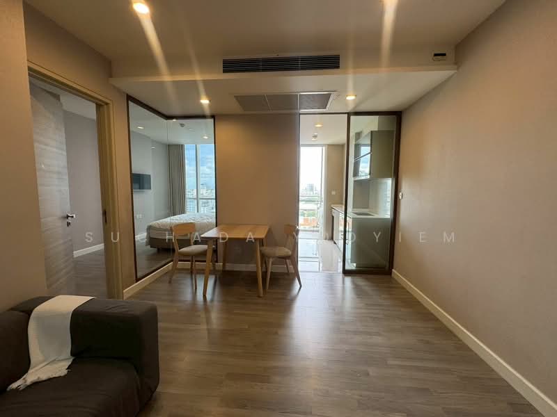 The Room Sathorn, Bangkok, 78 Pan Road, Silom, Bang Rak, Bangkok, 1 Bedroom, 46 sqm, Condo For Sale, by Suchada Yodyiem, 500432117 - DDproperty.com