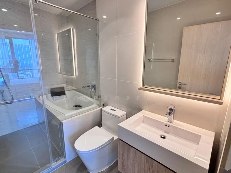 Maru Ekkamai 2, Bangkok, 70-5 Sukhumvit 63 Road, Phra Kanong Nua, Watthana, Bangkok, 2 Bedrooms, 60 sqm, Condo For Sale, by TRC Property, 500432127 - DDproperty.com