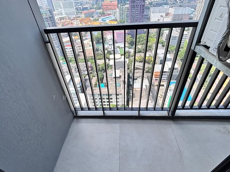 Maru Ekkamai 2, Bangkok, 70-5 Sukhumvit 63 Road, Phra Kanong Nua, Watthana, Bangkok, 2 Bedrooms, 60 sqm, Condo For Sale, by TRC Property, 500432127 - DDproperty.com