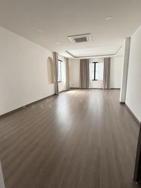 6-BR House, Bangkok, Saphan Song, Wang Thonglang, Bangkok, 6 Bedrooms, 800 sqm, Single Detached House For Sale, by Pemika Aukkaraleekul, 500432211 - DDproperty.com