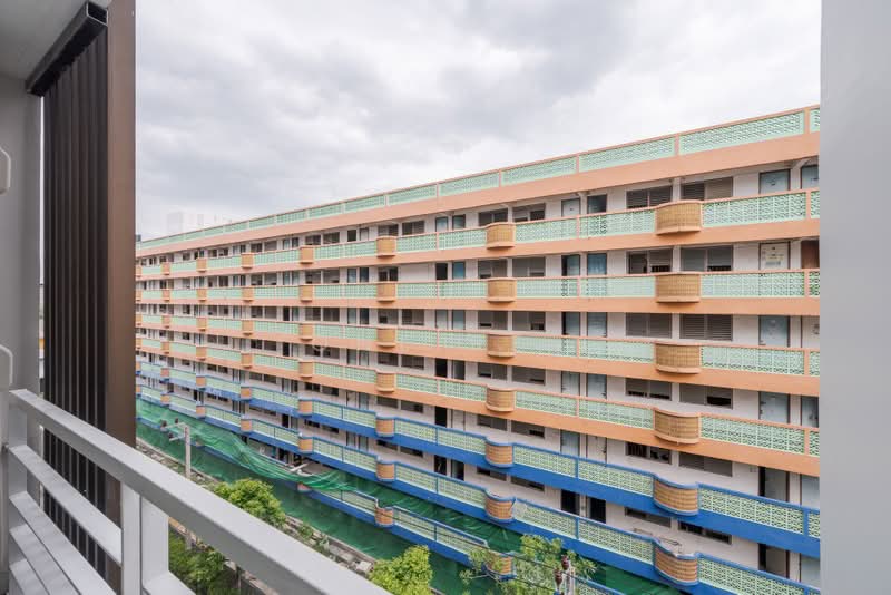 Elements Srinakarin, Bangkok, 43-1 Soi Supaphong 3, Intersection 4, Srinakarin Road, Nong Bon, Prawet, Bangkok, 2 Bedrooms, 44 sqm, Condo For Sale, by One Re., 500432257 - DDproperty.com