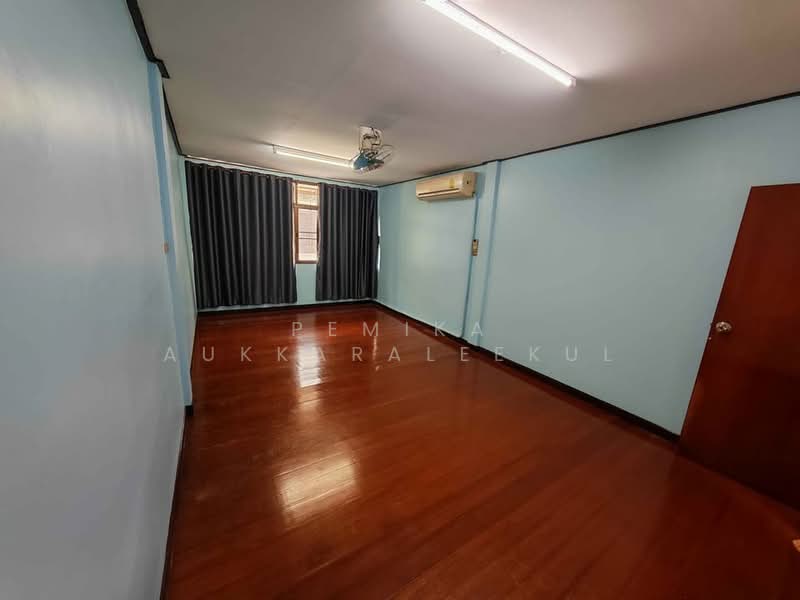 3-BR House, Bangkok, Wang Mai, Pathum Wan, Bangkok, 3 Bedrooms, 150 sqm, Single Detached House For Sale, by Pemika Aukkaraleekul, 500432268 - DDproperty.com