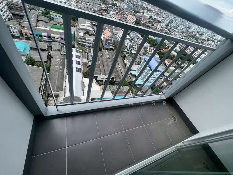 Lumpini Ville Charan-Fai Chai, Bangkok, 22 Charan Sanit Wong Road, Ban Chang Lo, Bangkok Noi, Bangkok, Studio, 25 sqm, Condo For Sale, by Veera Sawatrangsri, 500432286 - DDproperty.com
