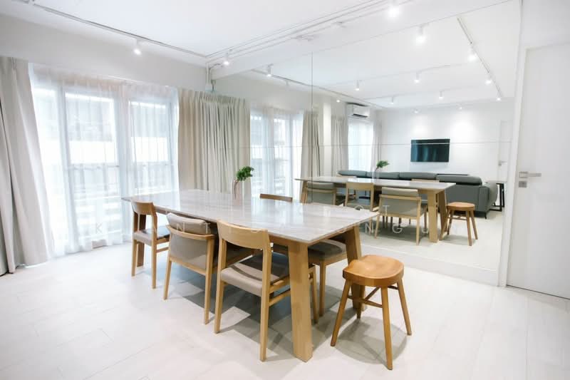 Navin Court, Bangkok, 63 Soi Ruamrudee 3, Lumphini, Pathum Wan, Bangkok, 2 Bedrooms, 123 sqm, Condo For Sale, by Thanachot Khantigamongun, 500432302 - DDproperty.com