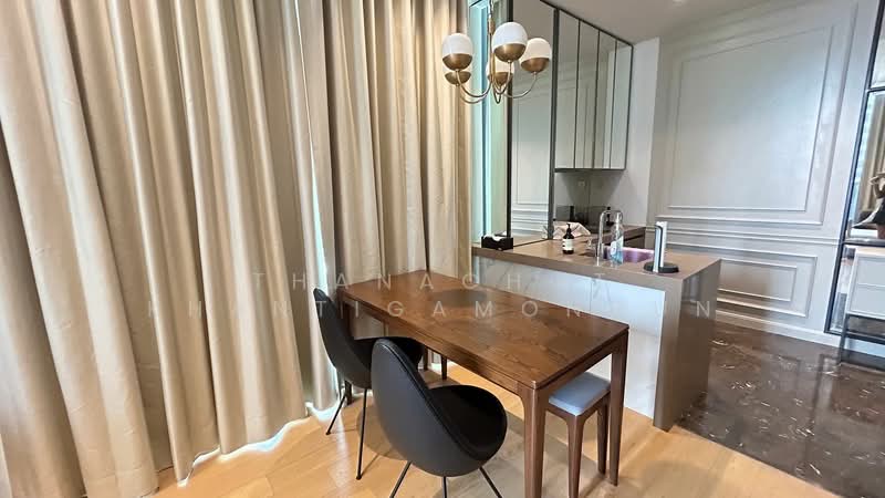 28 Chidlom, Bangkok, 28 Chit Lom Alley, Lumphini, Pathum Wan, Bangkok, 1 Bedroom, 46 sqm, Condo For Sale, by Thanachot Khantigamongun, 500432333 - DDproperty.com