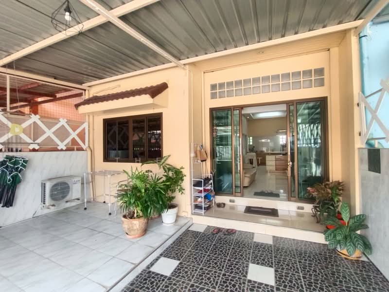 หมู่บ้านฐานทรัพย์แลนด์ ระยอง, Rayong, Thang Kwian, Klaeng, Rayong, 2 Bedrooms, 150 sqm, Townhouse For Sale, by The Best Property เบิ้ม, 500432366 - DDproperty.com