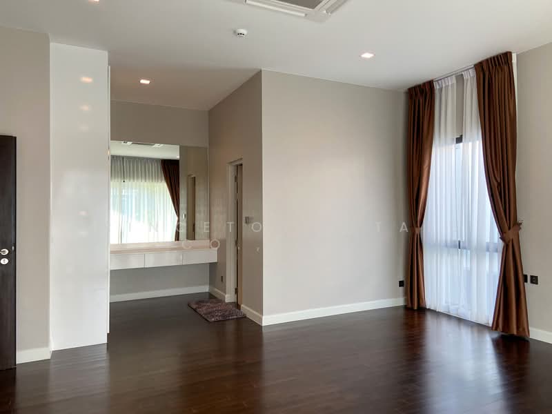 Grand Bangkok Boulevard Krungthepkritha, Bangkok, Srinakarin-Romklao Road, Khlong Sam Prawet, Lat Krabang, Bangkok, 4 Bedrooms, 447 sqm, Single Detached House For Rent, by Princeton Estate Co.,Ltd., 500432388 - DDproperty.com