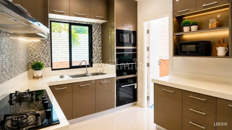 The Plant Exclusique Phatthanakan, Bangkok, Soi Phatthanakan 44, Suan Luang, Bangkok, 4 Bedrooms, 260 sqm, Single Detached House For Sale, by ภัทรพล ศรีกัลยาณบุตร, 500432462 - DDproperty.com