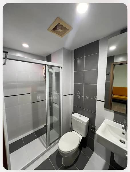 The Base Sukhumvit 77, Bangkok, 289 Sukhumvit 77 Road, Phra Kanong Nua, Watthana, Bangkok, 1 Bedroom, 31 sqm, Condo For Rent, by Thida Thewinram, 500432469 - DDproperty.com