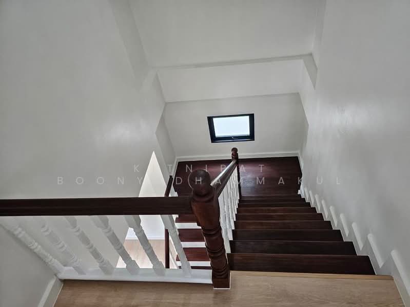 3-BR House, Bangkok, Khlong Khwang, Phasi Charoen, Bangkok, 3 Bedrooms, 200 sqm, Single Detached House For Sale, by Kitnipat Boonyadhammakul, 500432495 - DDproperty.com