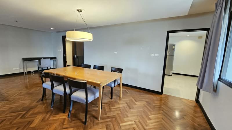 Baan Suanpetch, Bangkok, 18 Soi Sukhumvit 39, Khlong Tan Nua, Watthana, Bangkok, 3 Bedrooms, 265 sqm, Condo For Rent, by BANGKOK PROPERTY AGENTS, 500432508 - DDproperty.com
