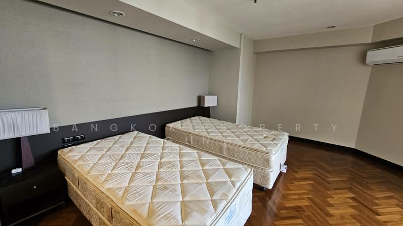 Baan Suanpetch, Bangkok, 18 Soi Sukhumvit 39, Khlong Tan Nua, Watthana, Bangkok, 3 Bedrooms, 265 sqm, Condo For Rent, by BANGKOK PROPERTY AGENTS, 500432508 - DDproperty.com