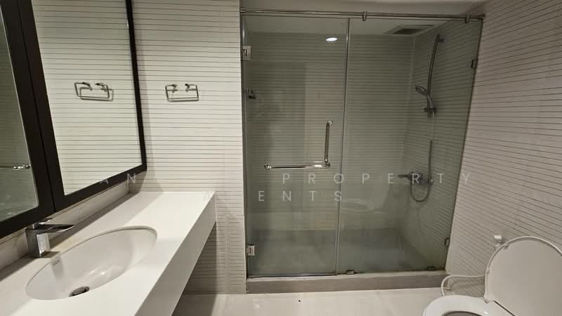 Baan Suanpetch, Bangkok, 18 Soi Sukhumvit 39, Khlong Tan Nua, Watthana, Bangkok, 3 Bedrooms, 265 sqm, Condo For Rent, by BANGKOK PROPERTY AGENTS, 500432508 - DDproperty.com
