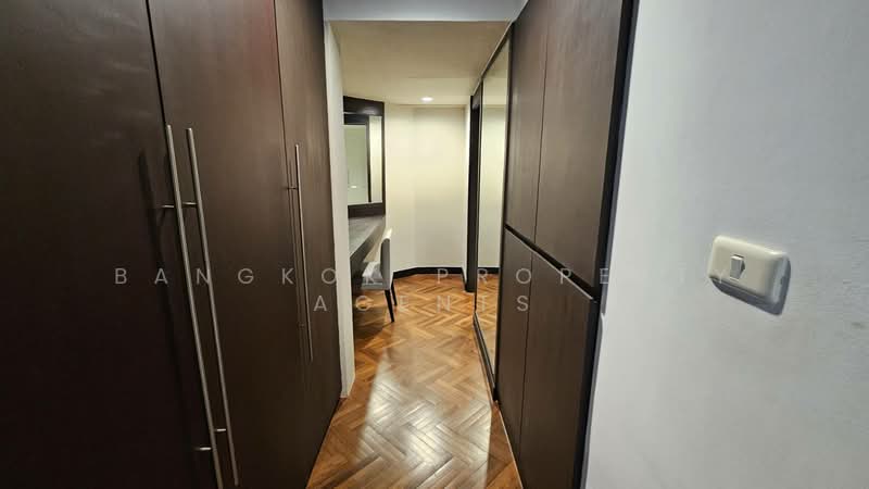 Baan Suanpetch, Bangkok, 18 Soi Sukhumvit 39, Khlong Tan Nua, Watthana, Bangkok, 3 Bedrooms, 265 sqm, Condo For Rent, by BANGKOK PROPERTY AGENTS, 500432508 - DDproperty.com