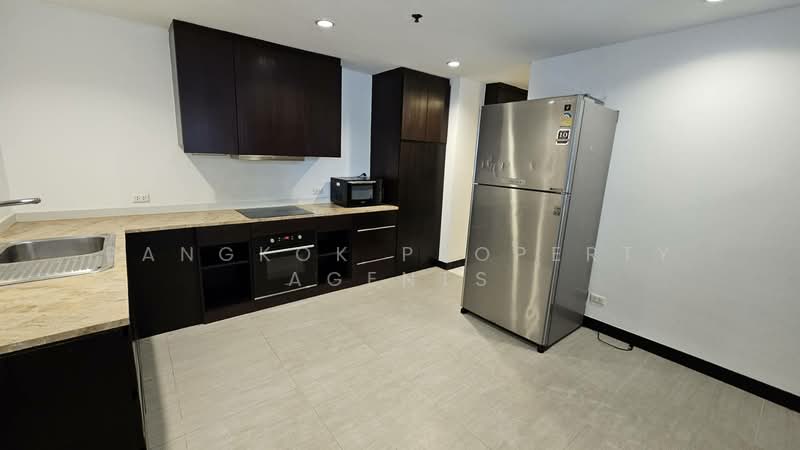 Baan Suanpetch, Bangkok, 18 Soi Sukhumvit 39, Khlong Tan Nua, Watthana, Bangkok, 3 Bedrooms, 265 sqm, Condo For Rent, by BANGKOK PROPERTY AGENTS, 500432508 - DDproperty.com