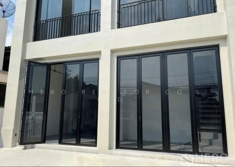 For Sale Home Office 288 sqm in Bang Na Bangkok BRE18730, กรุงเทพ, บางนา, กรุงเทพ, 288 ตร.ม., สำนักงาน ขาย, โดย Hero Realtor Co., Ltd., 500432527 - DDproperty.com