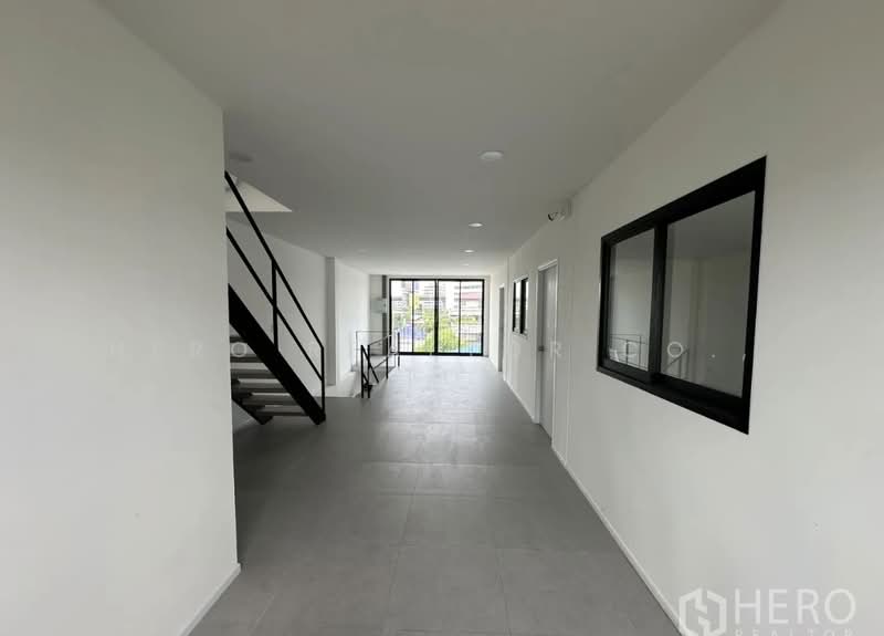 For Sale Home Office 288 sqm in Bang Na Bangkok BRE18730, กรุงเทพ, บางนา, กรุงเทพ, 288 ตร.ม., สำนักงาน ขาย, โดย Hero Realtor Co., Ltd., 500432527 - DDproperty.com