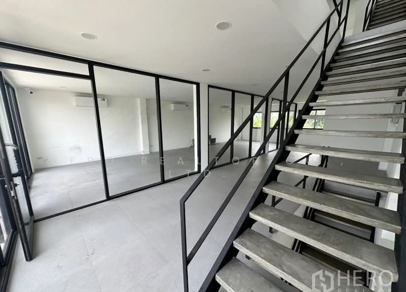 For Sale Home Office 288 sqm in Bang Na Bangkok BRE18730, กรุงเทพ, บางนา, กรุงเทพ, 288 ตร.ม., สำนักงาน ขาย, โดย Hero Realtor Co., Ltd., 500432527 - DDproperty.com