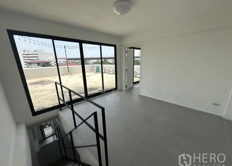For Sale Home Office 288 sqm in Bang Na Bangkok BRE18730, Bangkok, Bang Na, Bangkok, , 288 sqm, Office Space For Sale, by Hero Realtor Co., Ltd., 500432527 - DDproperty.com