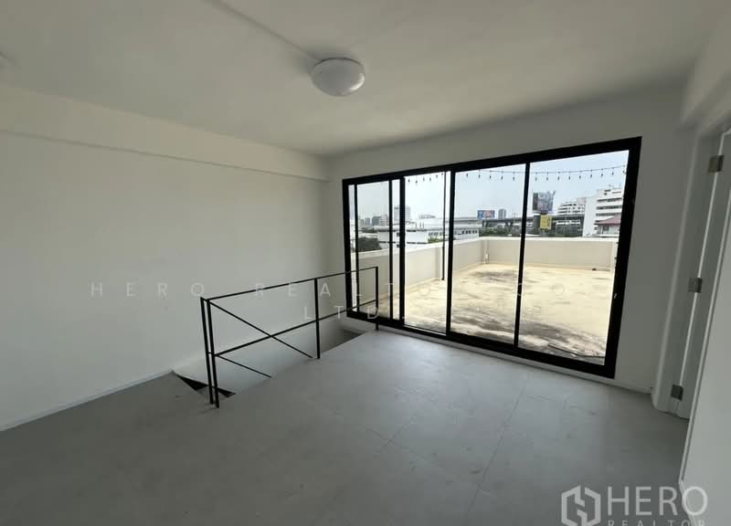 For Sale Home Office 288 sqm in Bang Na Bangkok BRE18730, กรุงเทพ, บางนา, กรุงเทพ, 288 ตร.ม., สำนักงาน ขาย, โดย Hero Realtor Co., Ltd., 500432527 - DDproperty.com