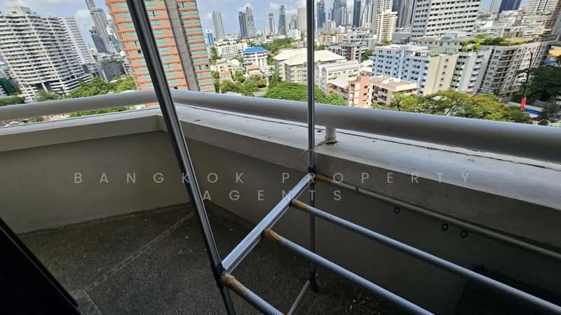 Baan Suanpetch, Bangkok, 18 Soi Sukhumvit 39, Khlong Tan Nua, Watthana, Bangkok, 2 Bedrooms, 135 sqm, Condo For Rent, by BANGKOK PROPERTY AGENTS, 500432543 - DDproperty.com