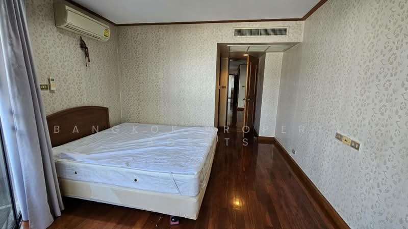 Baan Suanpetch, Bangkok, 18 Soi Sukhumvit 39, Khlong Tan Nua, Watthana, Bangkok, 2 Bedrooms, 135 sqm, Condo For Rent, by BANGKOK PROPERTY AGENTS, 500432543 - DDproperty.com