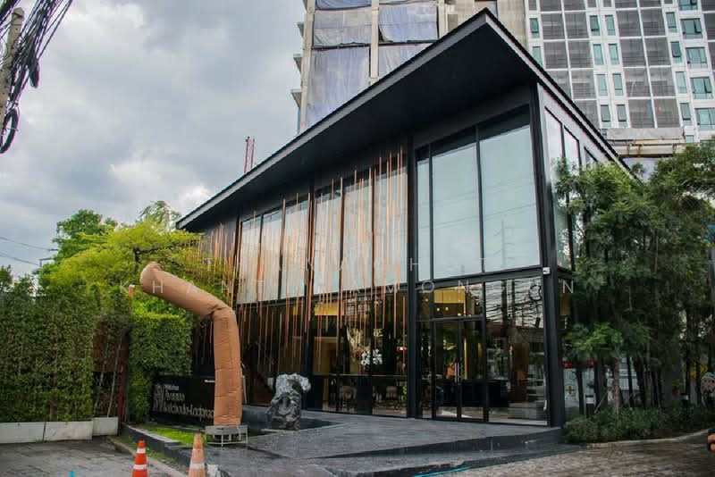 Whizdom Avenue Ratchada-Ladprao, Bangkok, Ladprao Road, Jom Phon, Chatuchak, Bangkok, 1 Bedroom, 31 sqm, Condo For Sale, by Thanachot Khantigamongun, 500432595 - DDproperty.com