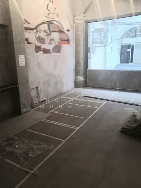 Space for Rent in Phrom Phong BTS 8 Minute Walk Ideal for Bar and Restaurant, Bangkok, Khlong Tan Nua, Watthana, Bangkok, , 247 sqm, Retail Space For Rent, by Chutinun Mungmai, 500432615 - DDproperty.com