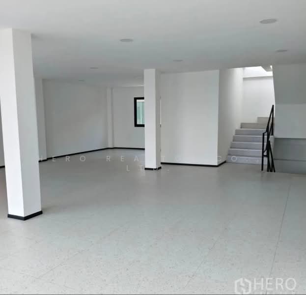 For Rent Home Office 288 sqm in Bang Na Bangkok HRE01104, กรุงเทพ, บางนา, กรุงเทพ, 288 ตร.ม., สำนักงาน ให้เช่า, โดย Hero Realtor Co., Ltd., 500432657 - DDproperty.com
