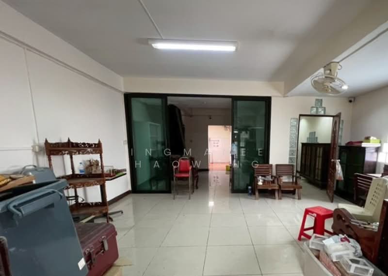 ทาวน์เฮ้าส์ 4-ห้องนอน, กรุงเทพ, ลาดพร้าว, กรุงเทพ, 220 ตร.ม., ทาวน์เฮ้าส์ ขาย, โดย Kingmanee Thaowong, 500432680 - DDproperty.com